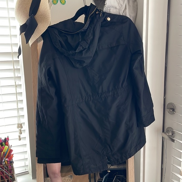 Michael Kors coat / jacket super comfy and the best on a rainy day - dress it up - Picture 12 of 13